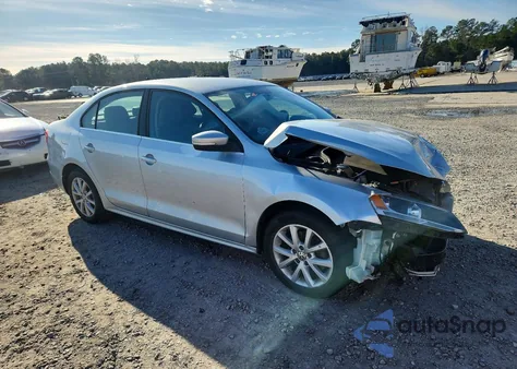 2013 Volkswagen Jetta Se z USA, uszkodzony, nr VIN 3VWDP7AJ7DM209698